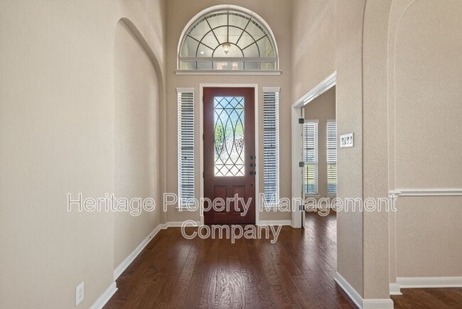 Building Photo - 226 Hamburg Ave