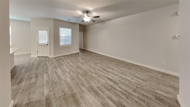 Building Photo - 16951 Buck Cir