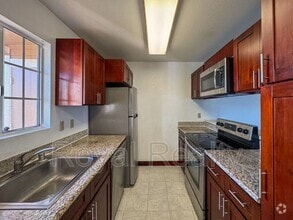 Building Photo - 94-1465 Waipio Uka St