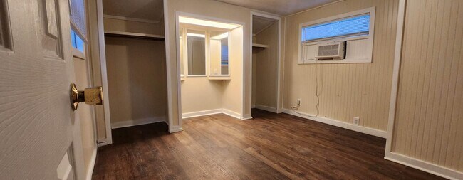 Building Photo - 1419 San Juline Cir