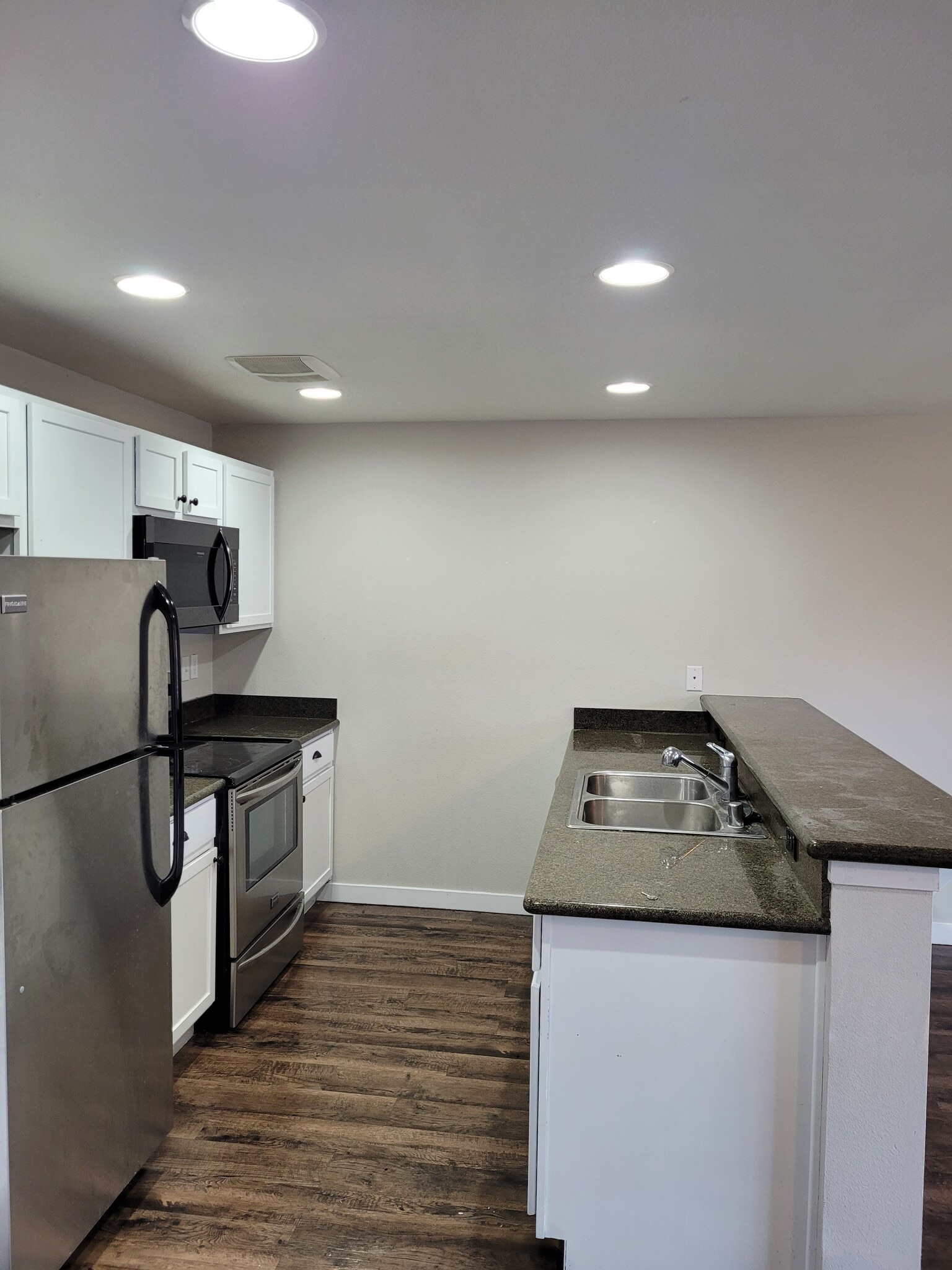 Building Photo - 9152 184th Avenue East