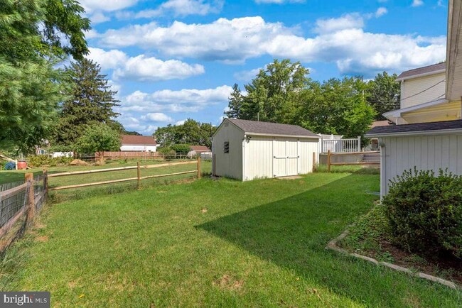 Building Photo - 54 W Henrietta St