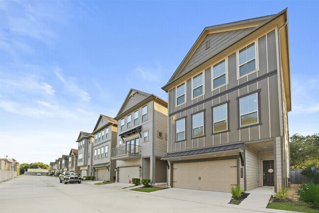 Building Photo - 2123 Sequoia Woods Dr