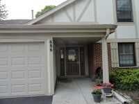 Building Photo - 686 Scanlon Dr