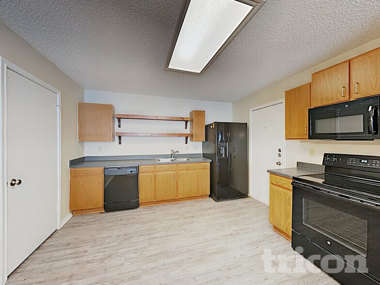 Building Photo - 6714 Barton Rock Ln