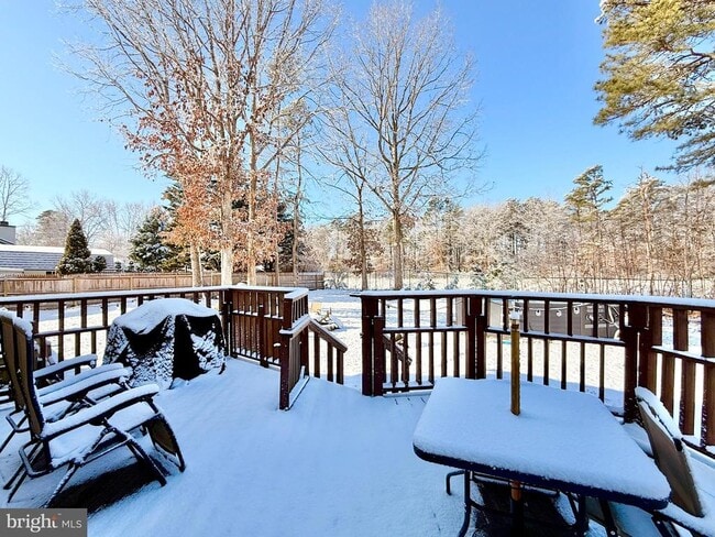 Building Photo - 354 Briar Dr