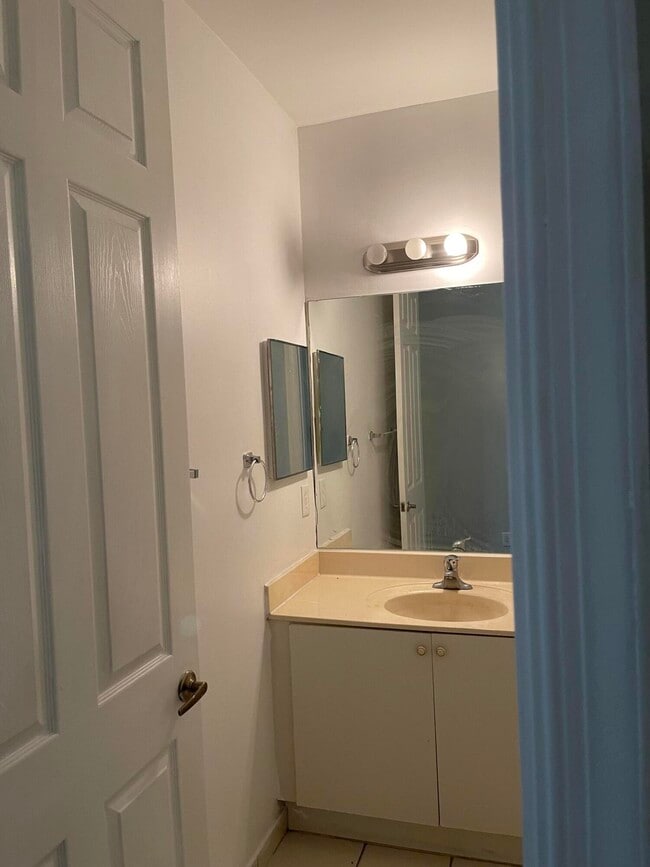 Building Photo - 4282 Berkshire Wharf Dr