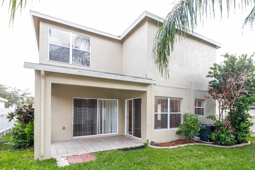 Building Photo - 3601 Foray Ln