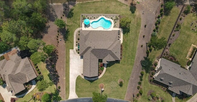 Building Photo - 597 Wentworth Cir