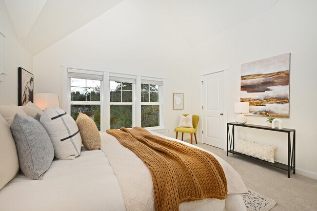 Building Photo - 5801 55th Ave NE