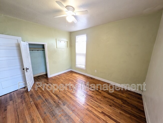 Building Photo - 808 13th St NW