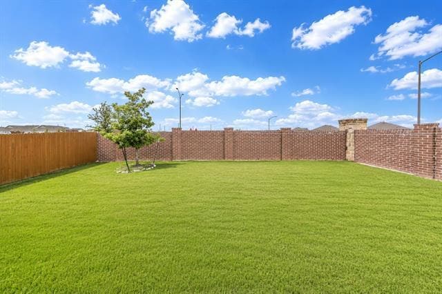 Building Photo - 2600 Starwater Dr