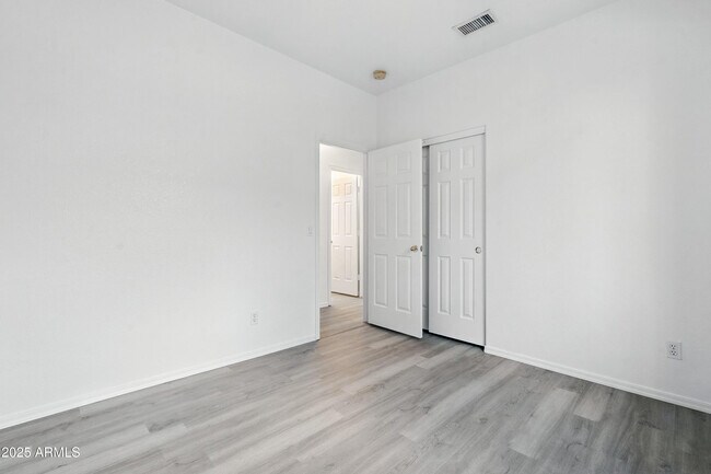 Building Photo - 8815 N 66th Ave