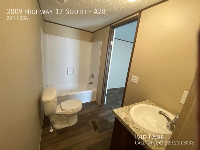 Building Photo - 2809 US-17