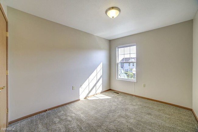 Building Photo - 2 br, 1 bath Apartment - Raystown Crossing