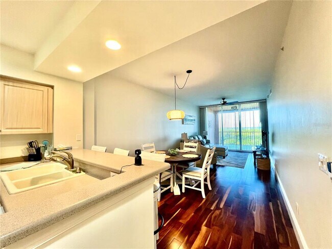 Building Photo - 3191 Matecumbe Key Rd