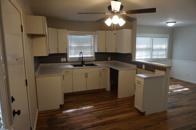 Building Photo - 3126 38th St