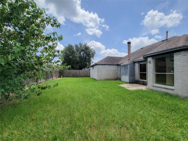Building Photo - 22918 Pine Mist Ln