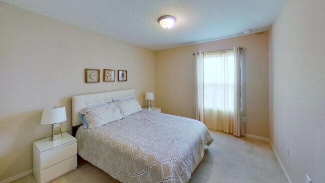 Building Photo - 5119 Killarney Wy