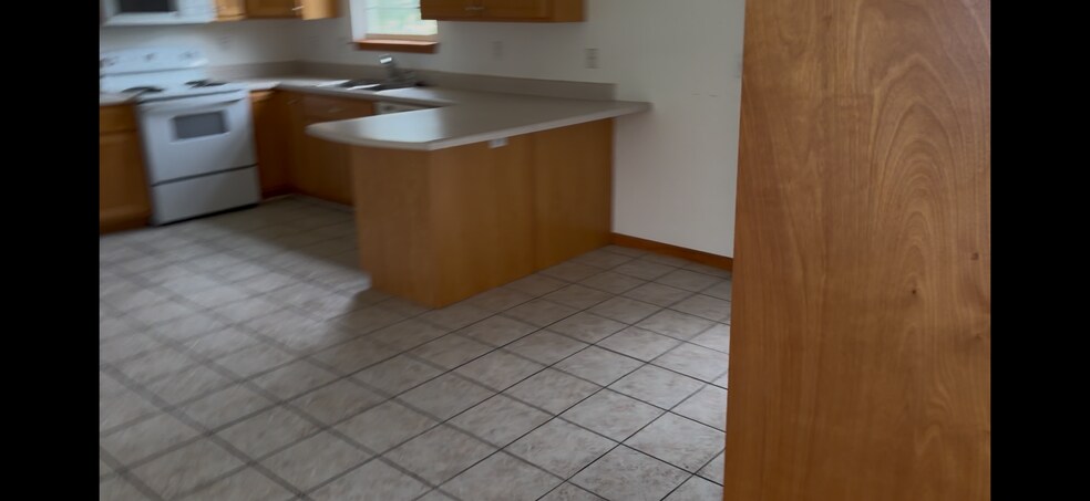 Building Photo - 6579 Jamie Ln