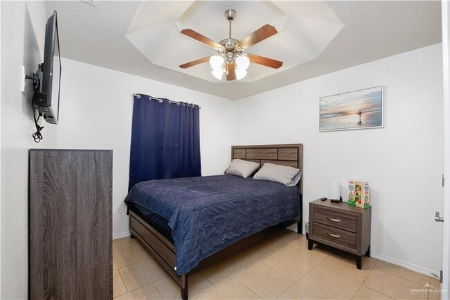 Building Photo - 4915 N Aguajito St