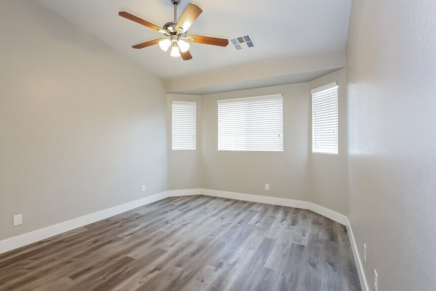 Building Photo - 3882 Winter Whitetail St