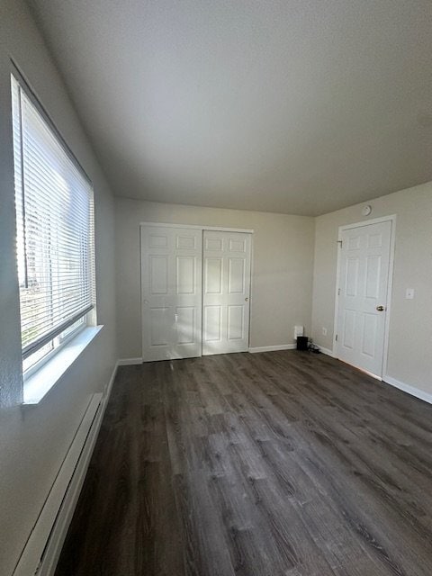 Building Photo - 2-Bedroom, First Floor Corner Unit, Near Transportation