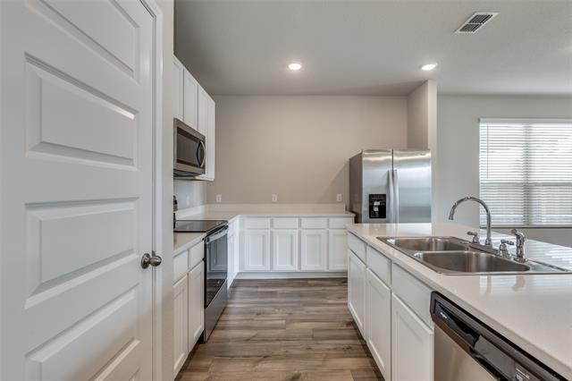 Building Photo - 7916 Gangway Dr