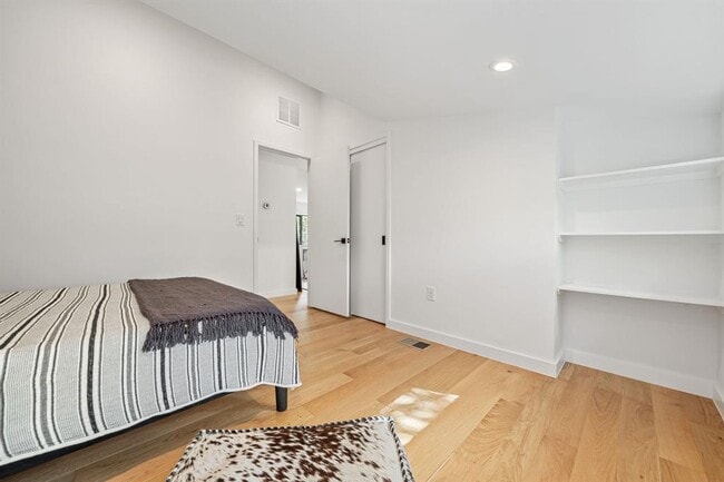 Building Photo - 2509 Durwood St