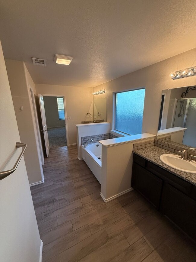 Building Photo - Available Now! 4/2/2 in Frenship ISD