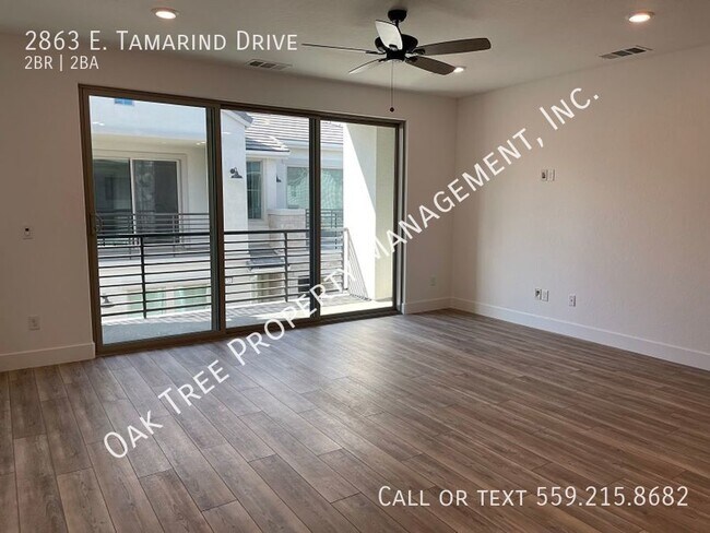Building Photo - 2863 E Tamarind Dr