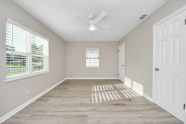 Building Photo - 2919 Elser St