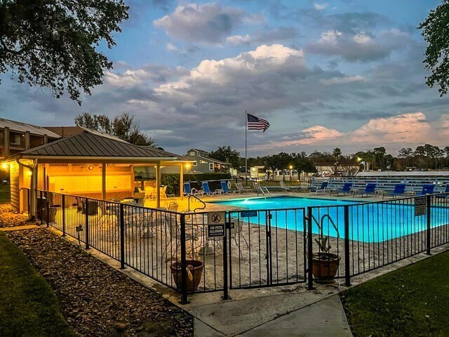 Building Photo - 15575 Marina Dr