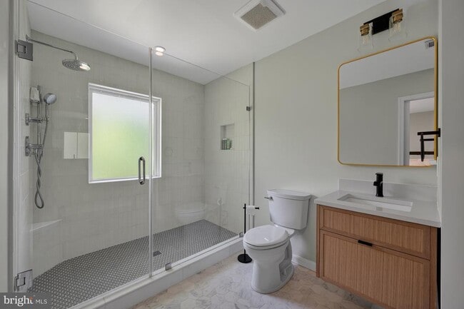 Building Photo - 1554 Forest Villa Ln