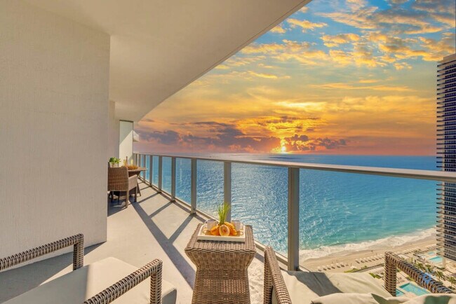 Building Photo - 4111 S Ocean Dr