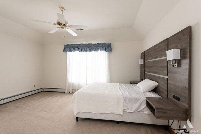 Building Photo - 15141 Arbor Dr