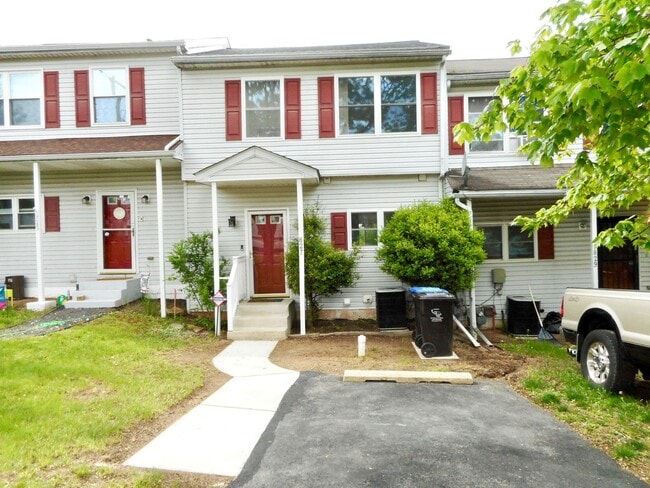 Primary Photo - 827 Hight St, Norristown PA