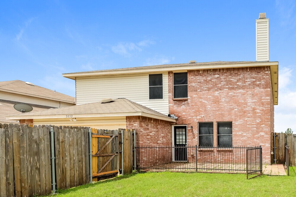 Building Photo - 3032 Picket Fence Dr