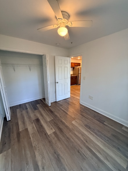 Building Photo - 1200 Hemingway Chapel Rd