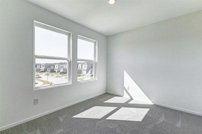 Building Photo - 21555 Carosella Dr