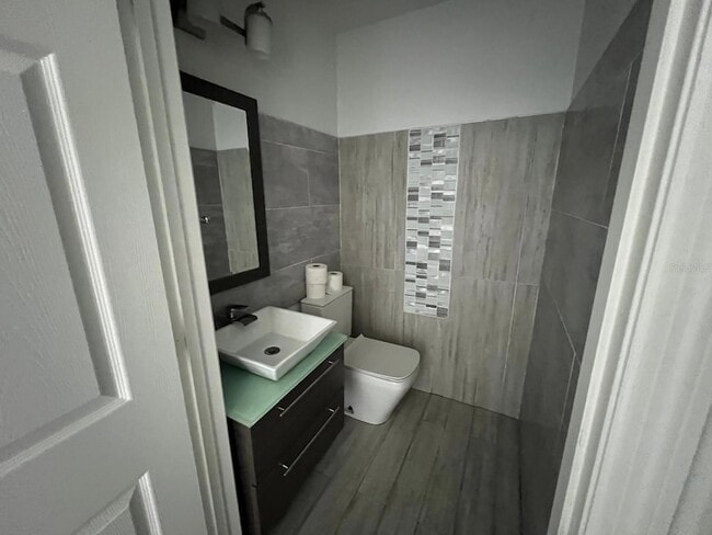 Building Photo - 6417 Winder Oaks Blvd