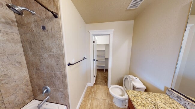 Building Photo - 3529 Autumn Colors Dr