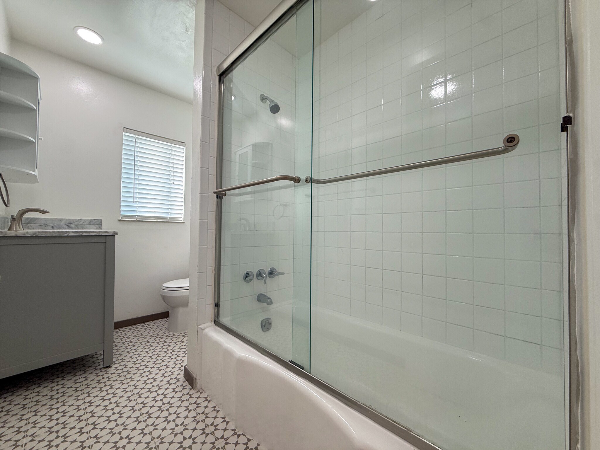 Building Photo - 6054 Colfax Ave