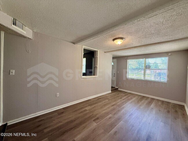 Building Photo - 3078 W 15th St