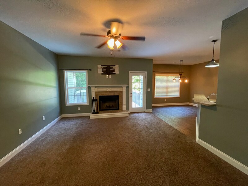 Building Photo - 570 Brewer Dr