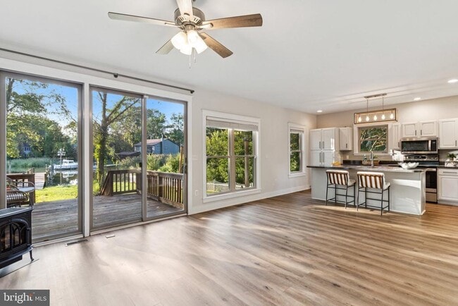 Building Photo - 4922 Lerch Dr