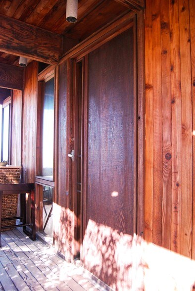 Building Photo - 341 Harbor View Ave