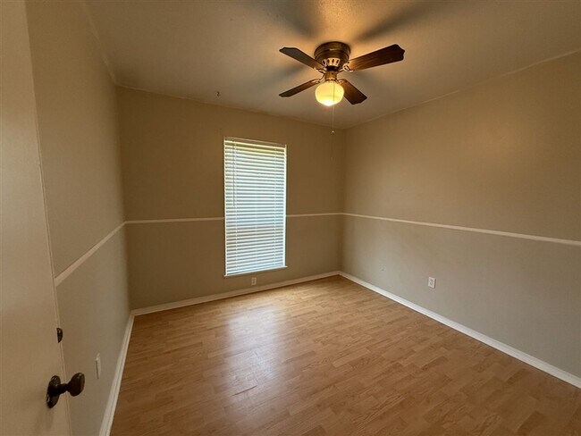 Building Photo - Beautiful 3 bedroom 2 bath home for lease ...