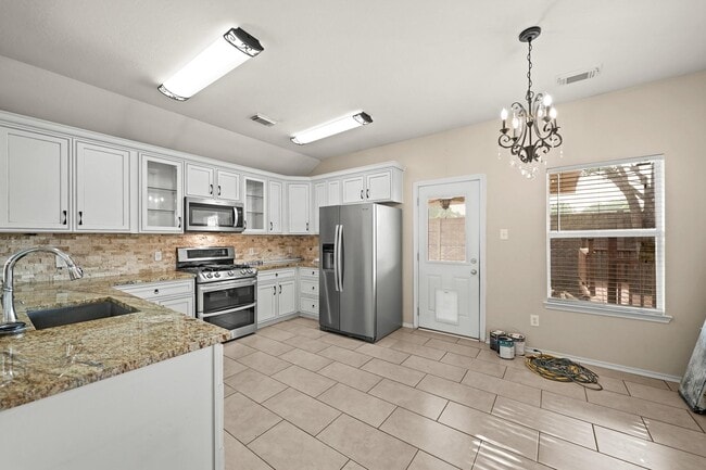 Building Photo - 2813 Waterside Trail