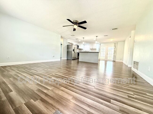 Building Photo - 1529 Culverhouse Dr